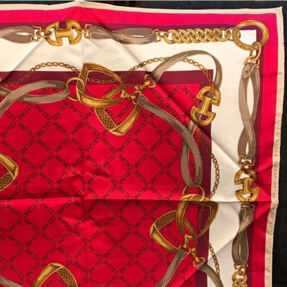 Celine Red and Gold Chain Motif Scarf / Bandana LNC - Picture 8 of 11